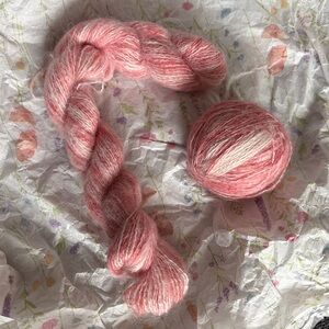 50g of mohair wool and cashmere lace weight yarn